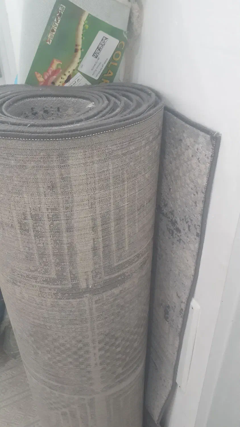 فرش کناره|فرش|نیشابور, گنبد سبز|دیوار