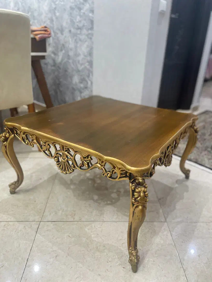 میز جلو مبلی شیک|مبلمان خانگی و میز عسلی|رشت, چمارسرا|دیوار