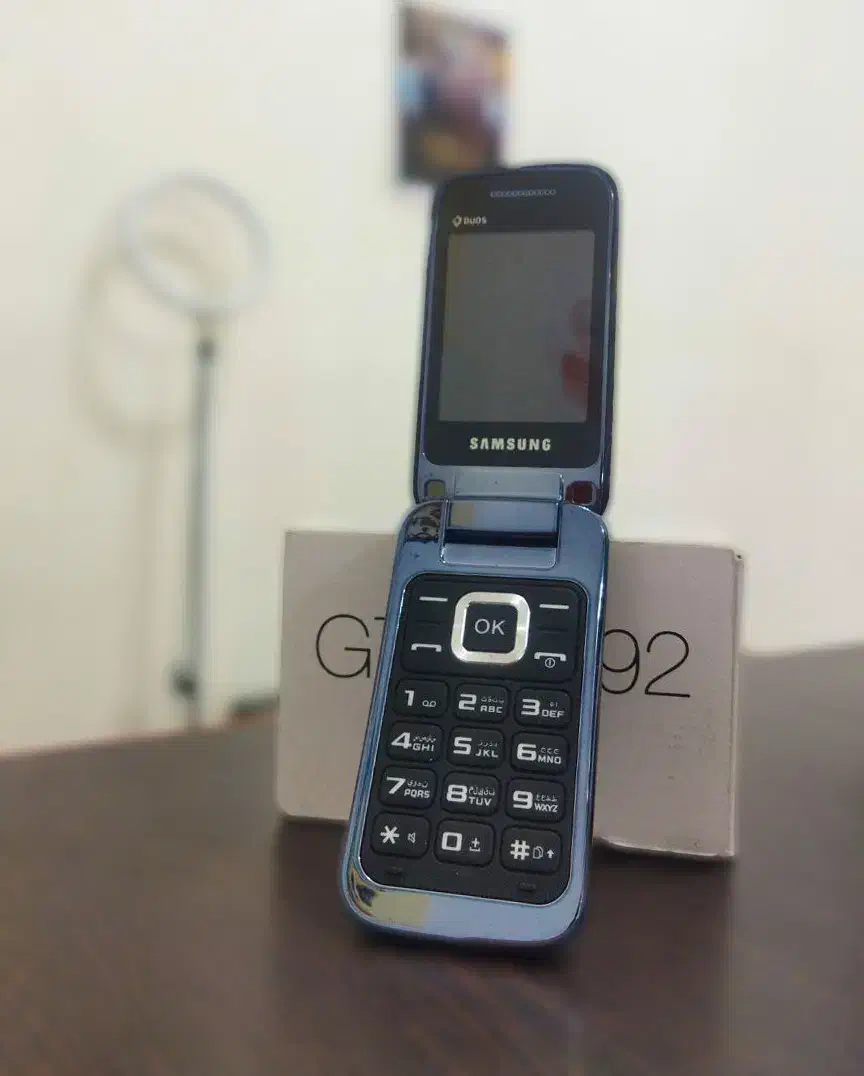 موبایل سامسونگ تاشو|موبایل|لاهیجان, کوی آزادگان|دیوار