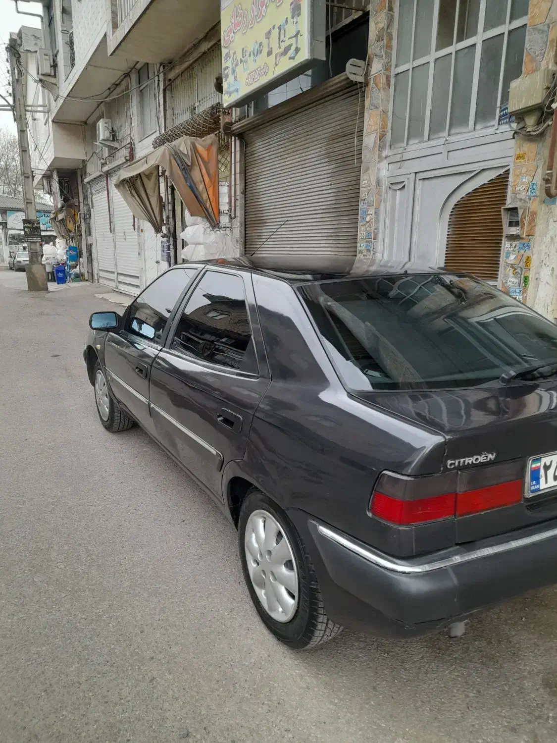 زانتیا۸۱|خودرو سواری و وانت|رشت, بازار|دیوار