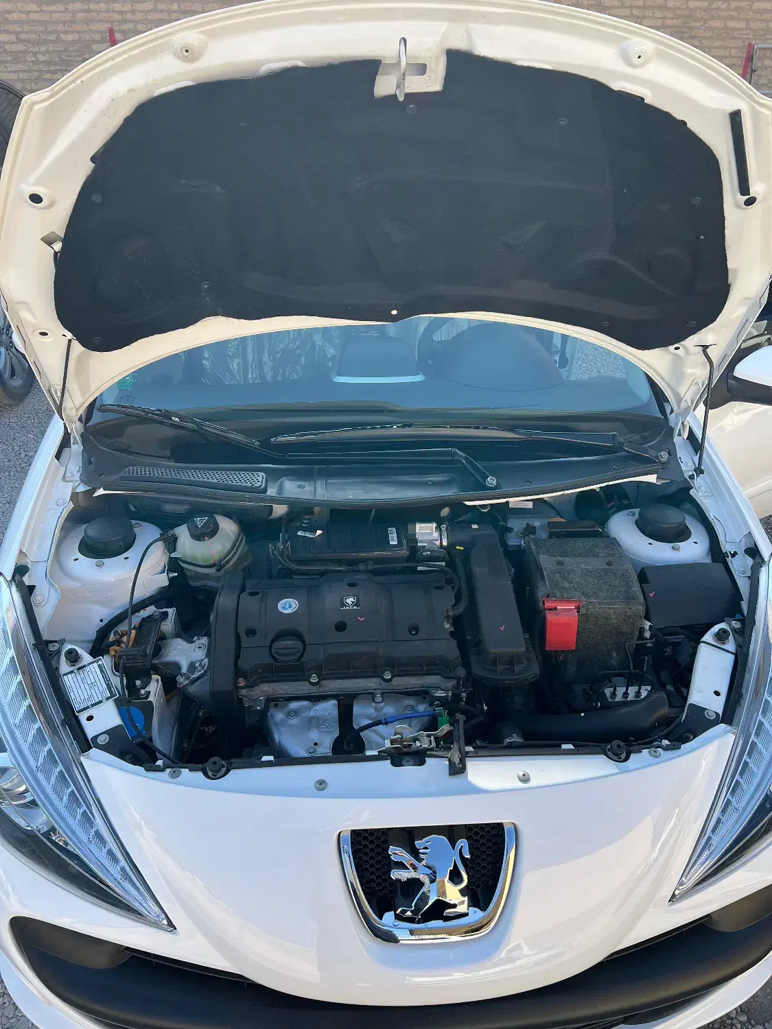 ۲۰۷ دنده مدل ۴۰۳|خودرو سواری و وانت|کرمانشاه, |دیوار