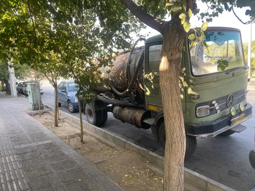 تخلیه چاه فاضلاب باپمپ لجن کش و رفع گرفتگی لوله ها|خدمات پیشه و مهارت|شیراز, پانصد دستگاه ارتش|دیوار