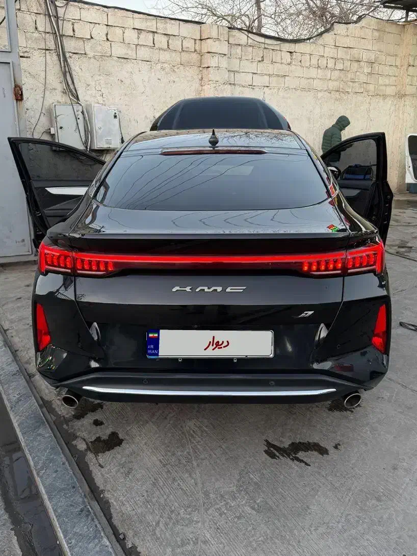 kmc j7 مشکی مدل ۱۴۰۲|خودرو سواری و وانت|شیراز, شهرک مهدیه|دیوار