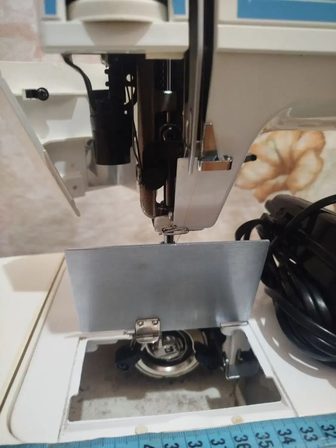 چرخ خیاطی کاچیران|چرخ خیاطی و ریسندگی|تاکستان, |دیوار