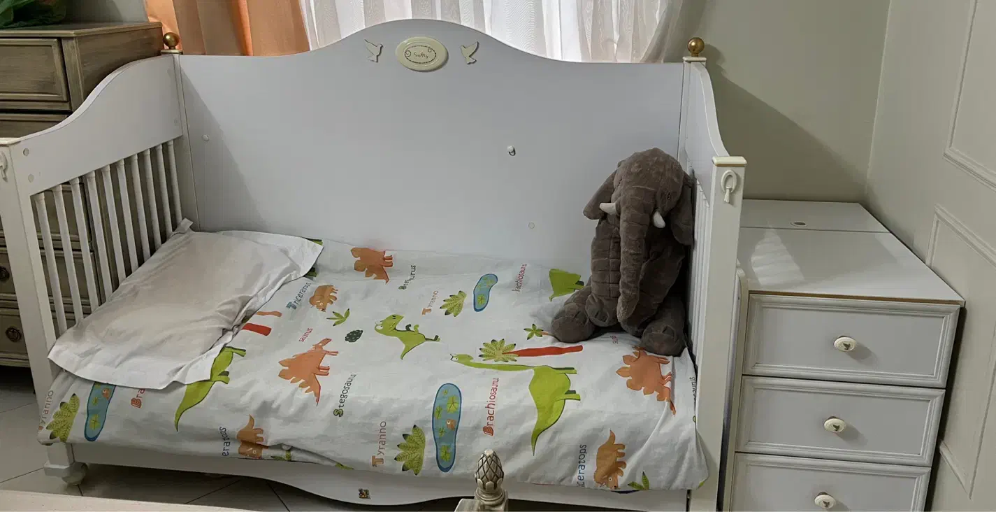 تخت نوزاد و نوجوان|تخت و صندلی بچه|تهران, سلسبیل شمالی|دیوار