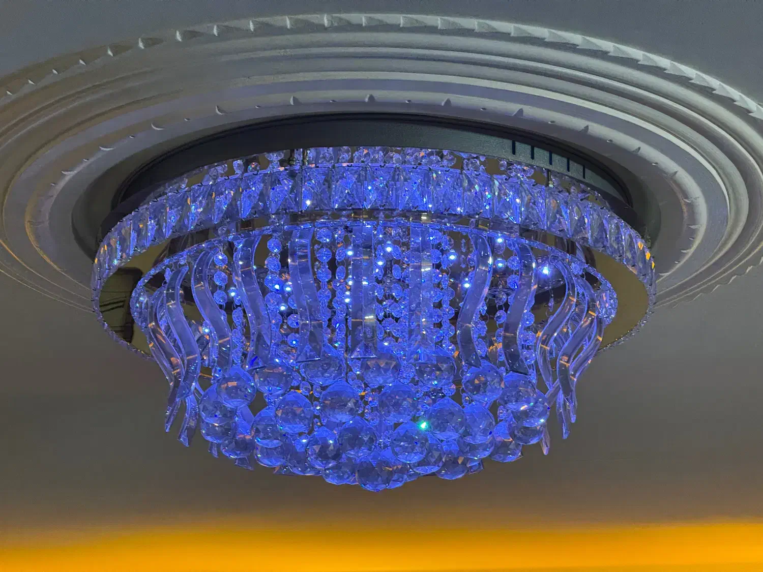 لوستر کریستال ریموت دار|لوستر و چراغ آویز|اراک, |دیوار