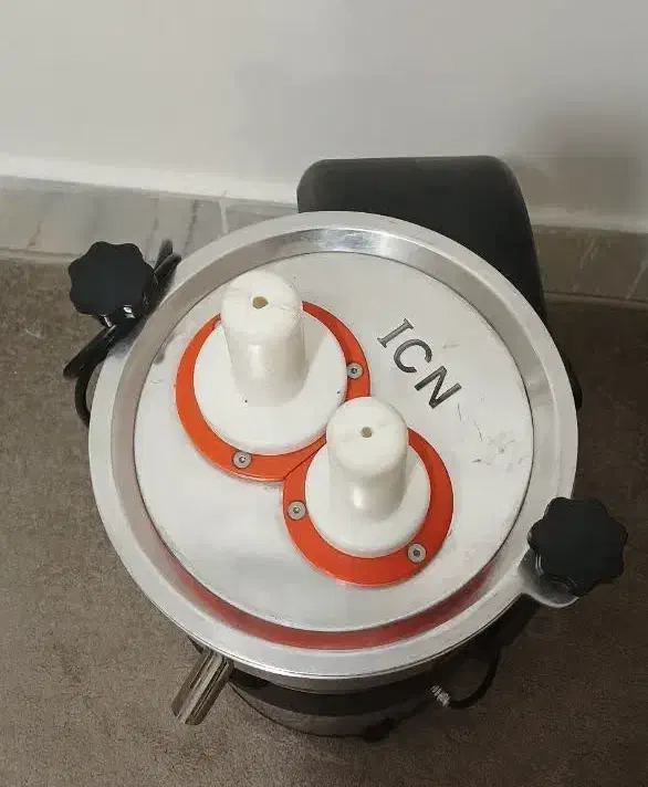 آبمیوه گیری ICN دو ورودی|آبمیوهگیر و آبمرکباتگیر|قم, شهرک قدس|دیوار