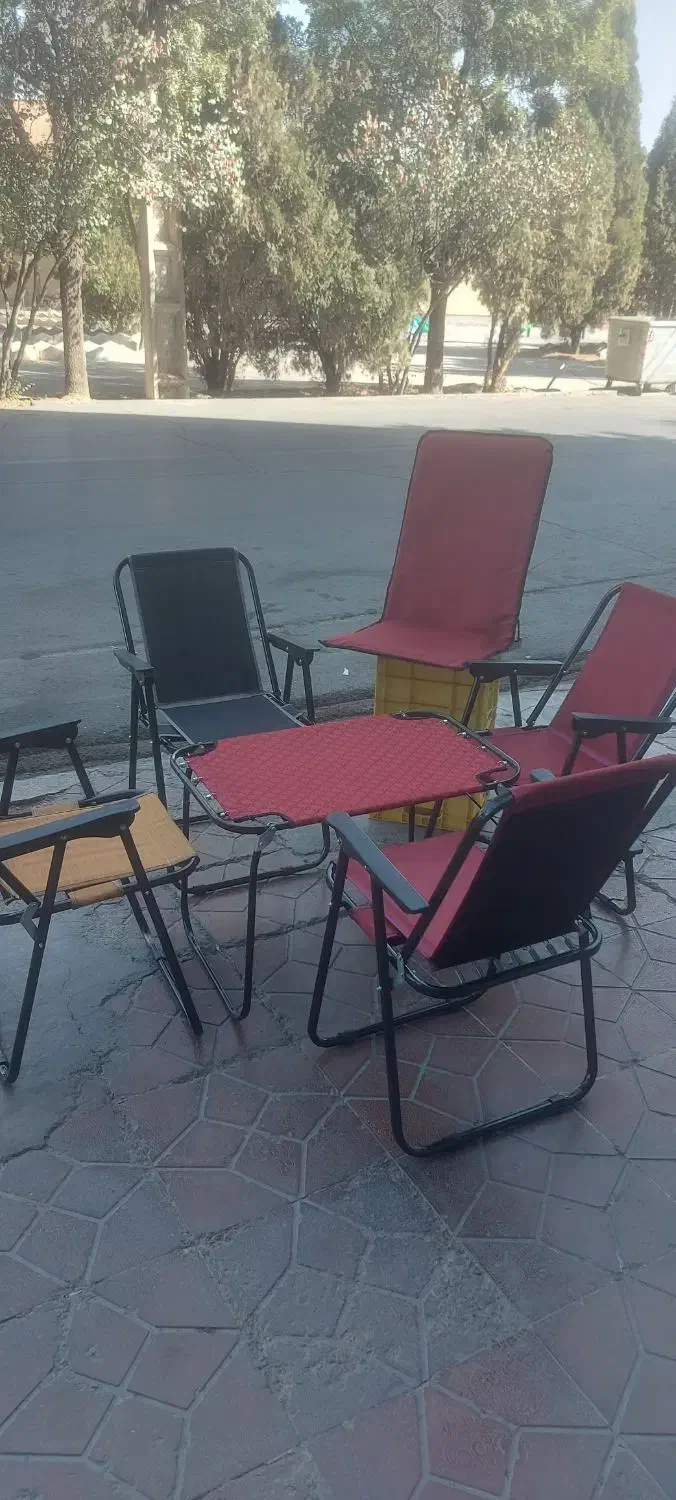 میز و صندلی ساحلی|صندلی و نیمکت|اراک, |دیوار