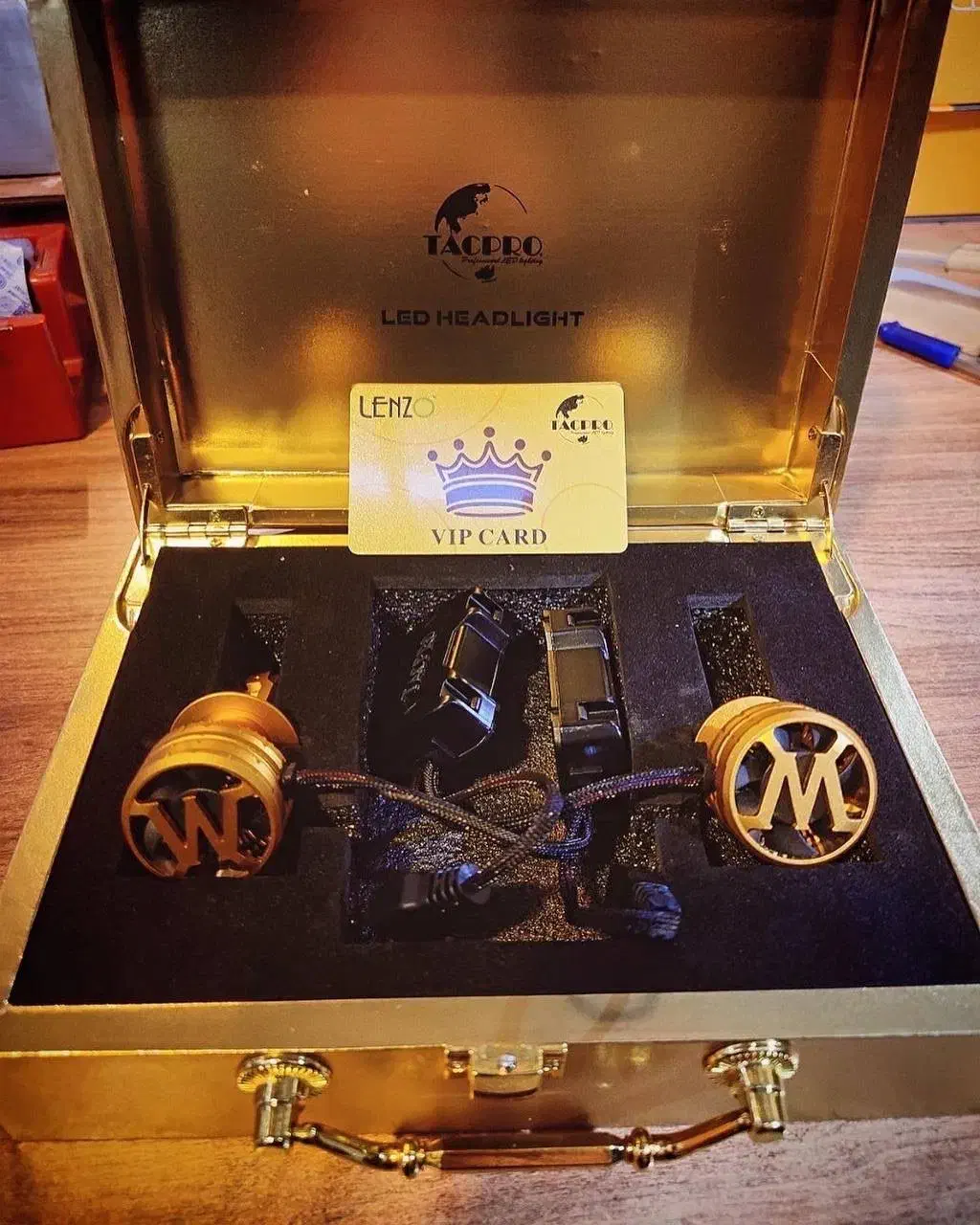 انواع هدلایت زیر قیمت بازار/پارس اسپرت|قطعات یدکی و لوازم جانبی|همدان, |دیوار