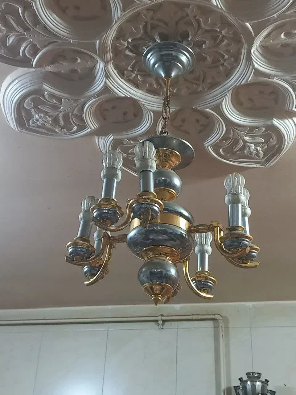 سه عدد لوستر قدیمی|لوستر و چراغ آویز|دزفول, |دیوار