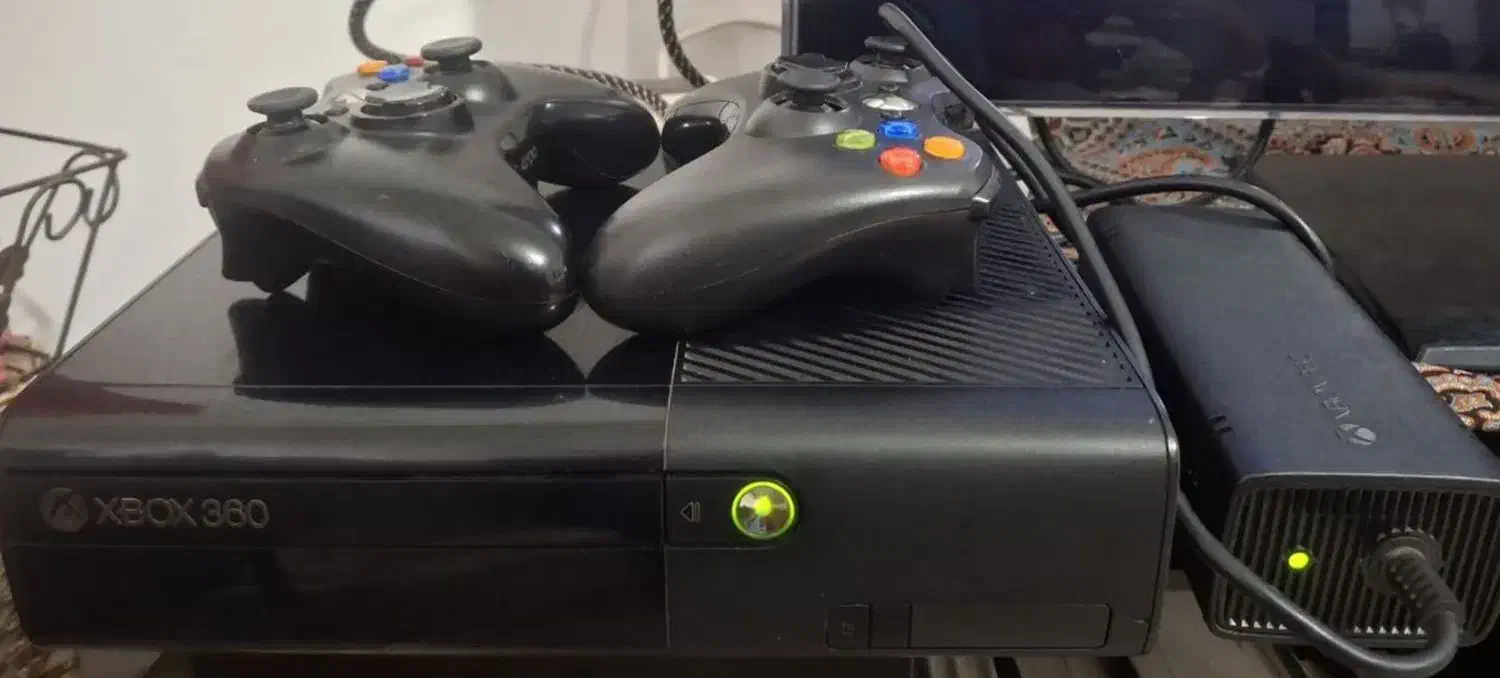 Xbox 360 super slim|کنسول، بازی ویدئویی و آنلاین|رشت, شهرک آیت الله منتظری|دیوار