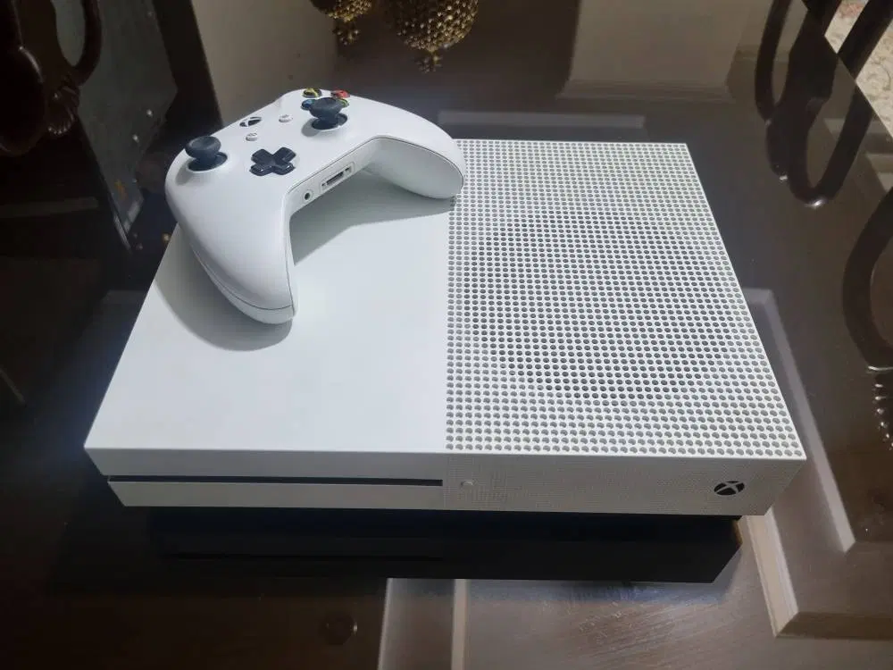 Xbox one s 1t|کنسول، بازی ویدئویی و آنلاین|تهران, شهران جنوبی|دیوار