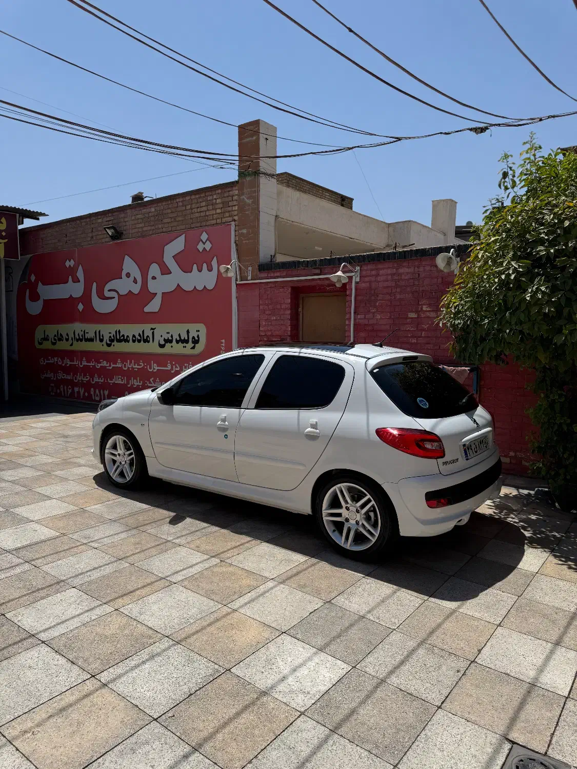 پژو ۲۰۷ سفید|خودرو سواری و وانت|دزفول, |دیوار