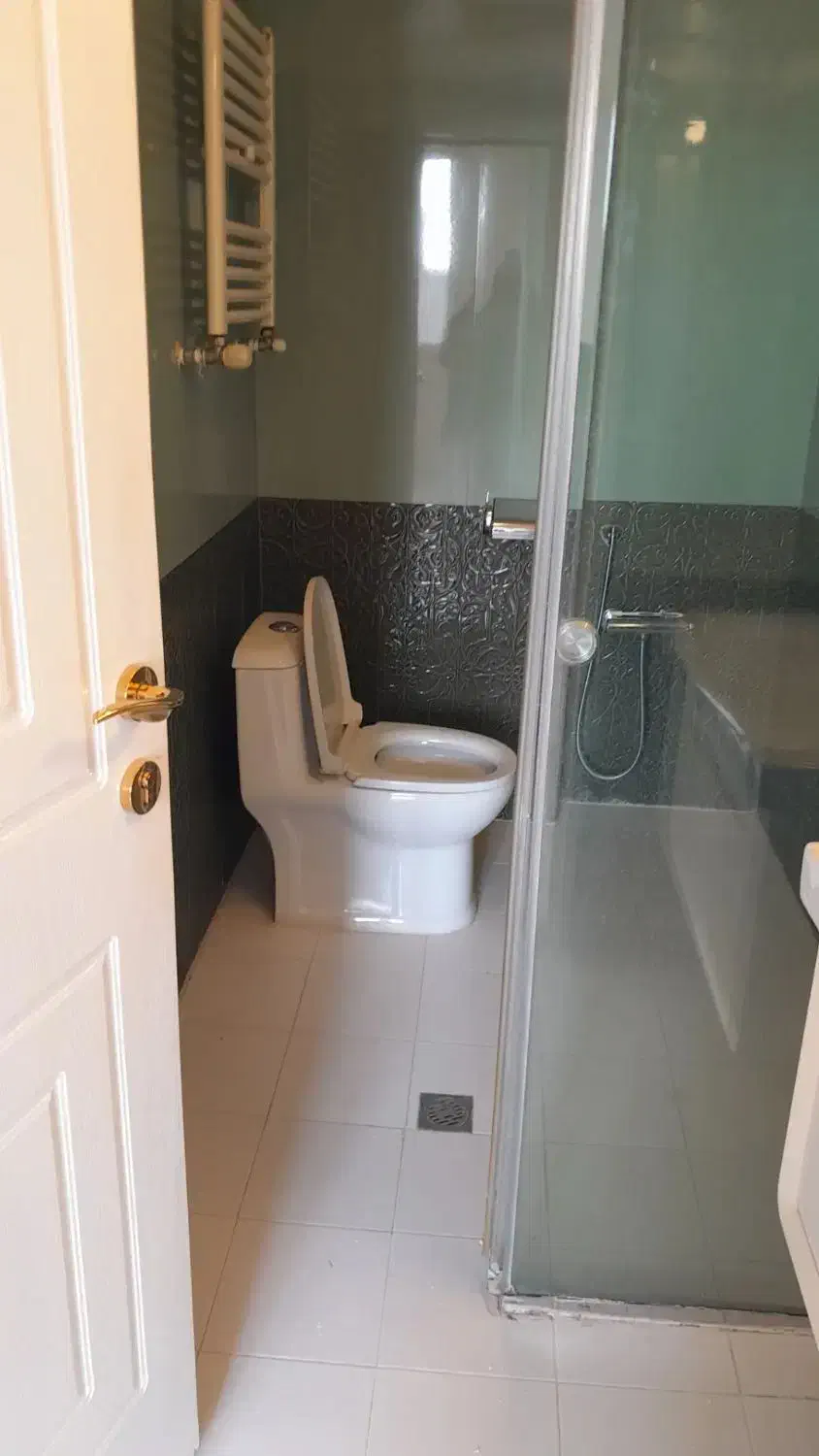 شیخ بهایی شمالی 125 م 2 خوابه 5 ساله قابل تبدیل