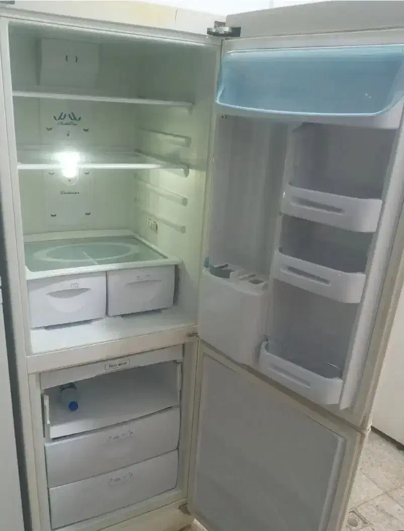 یخچال فریزر دو درب|یخچال و فریزر|یزد, |دیوار