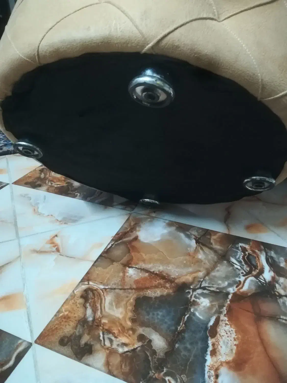 پاف|مبلمان خانگی و میز عسلی|نیشابور, باغ نو|دیوار