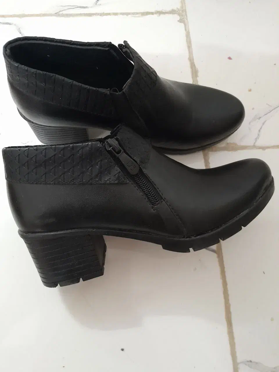 دوعدکفش نیم بوت زنانه نوداخل جعبه|کیف، کفش، کمربند|قم, نیروگاه|دیوار