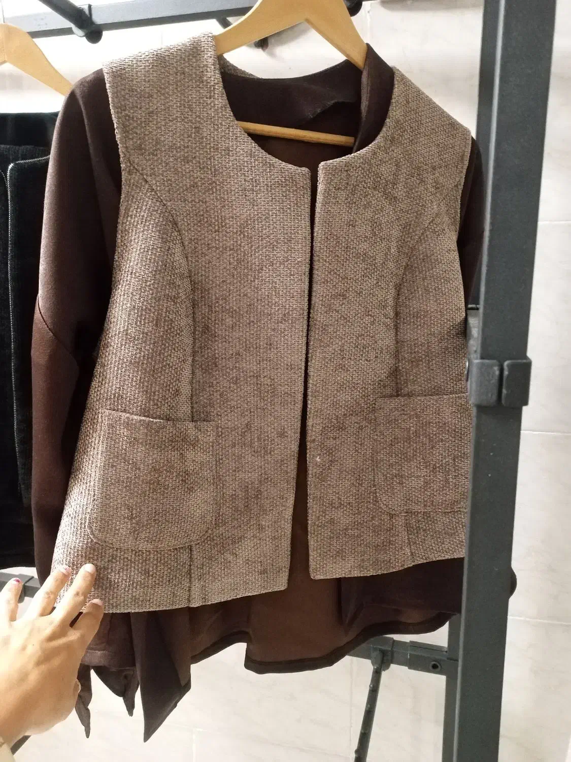 یک نیرو وزنده برام ون دوخت|استخدام هنری و رسانه|کرمان, |دیوار