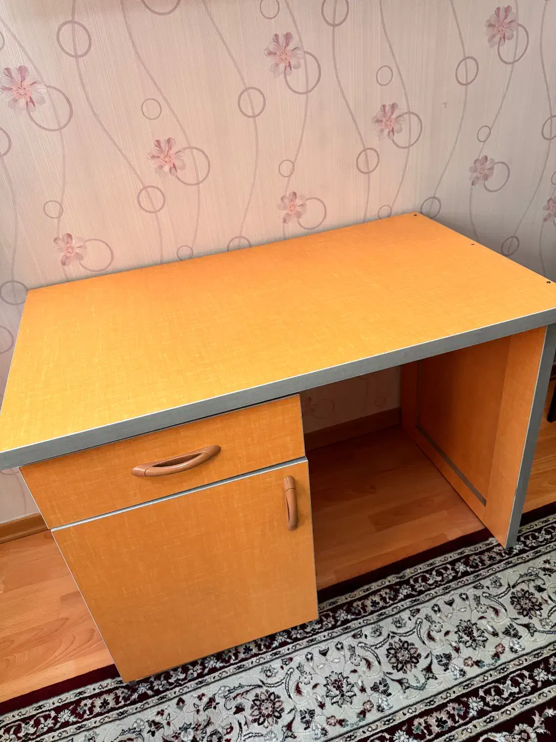میز تحریر و کتابخانه ام دی اف مرغوب|میز تحریر و کامپیوتر|تهران, آهنگ|دیوار