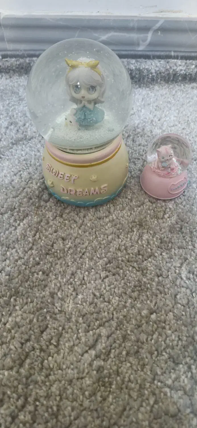 گوی|چراغ خواب و آباژور|محمدشهر, کوی بهار|دیوار