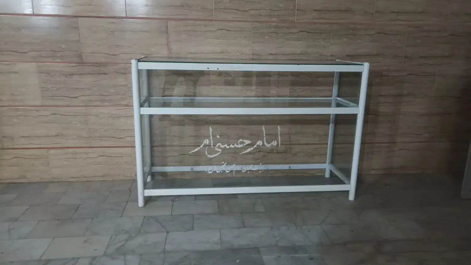 ویترین اهنی|کتابخانه، شلف، قفسههای دیواری|قزوین, |دیوار