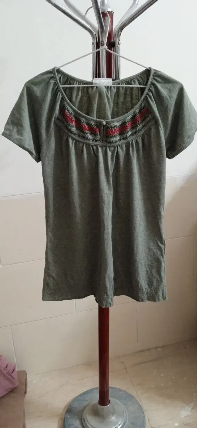 لباس زنانه|لباس|زارچ, |دیوار