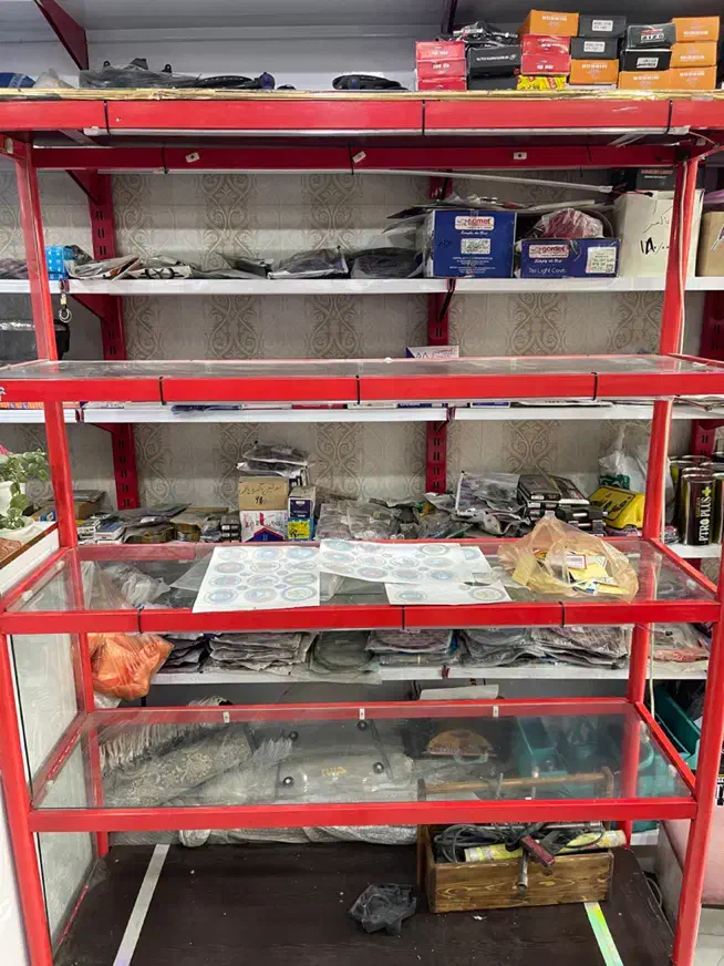 ویترین پنج تبقه با شیشه|بوفه، ویترین، کنسول|تهران, شهرک شریفی|دیوار