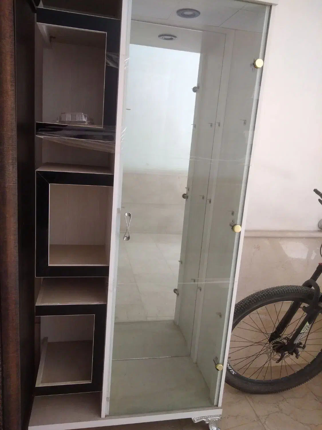 کمد|کتابخانه، شلف، قفسههای دیواری|نیشابور, شهرک اندیشه|دیوار