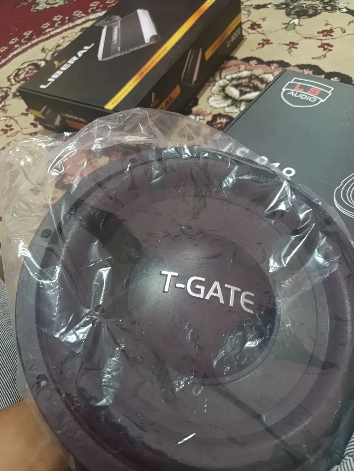 سیستم صوتی|صوتی و تصویری|رامند, |دیوار