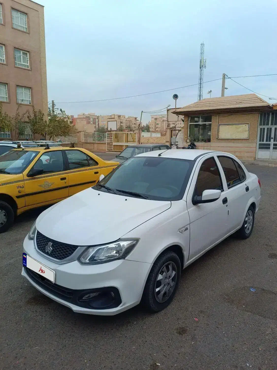 ساینا s سفید درحد صفر|خودرو سواری و وانت|قم, جهان بینی|دیوار