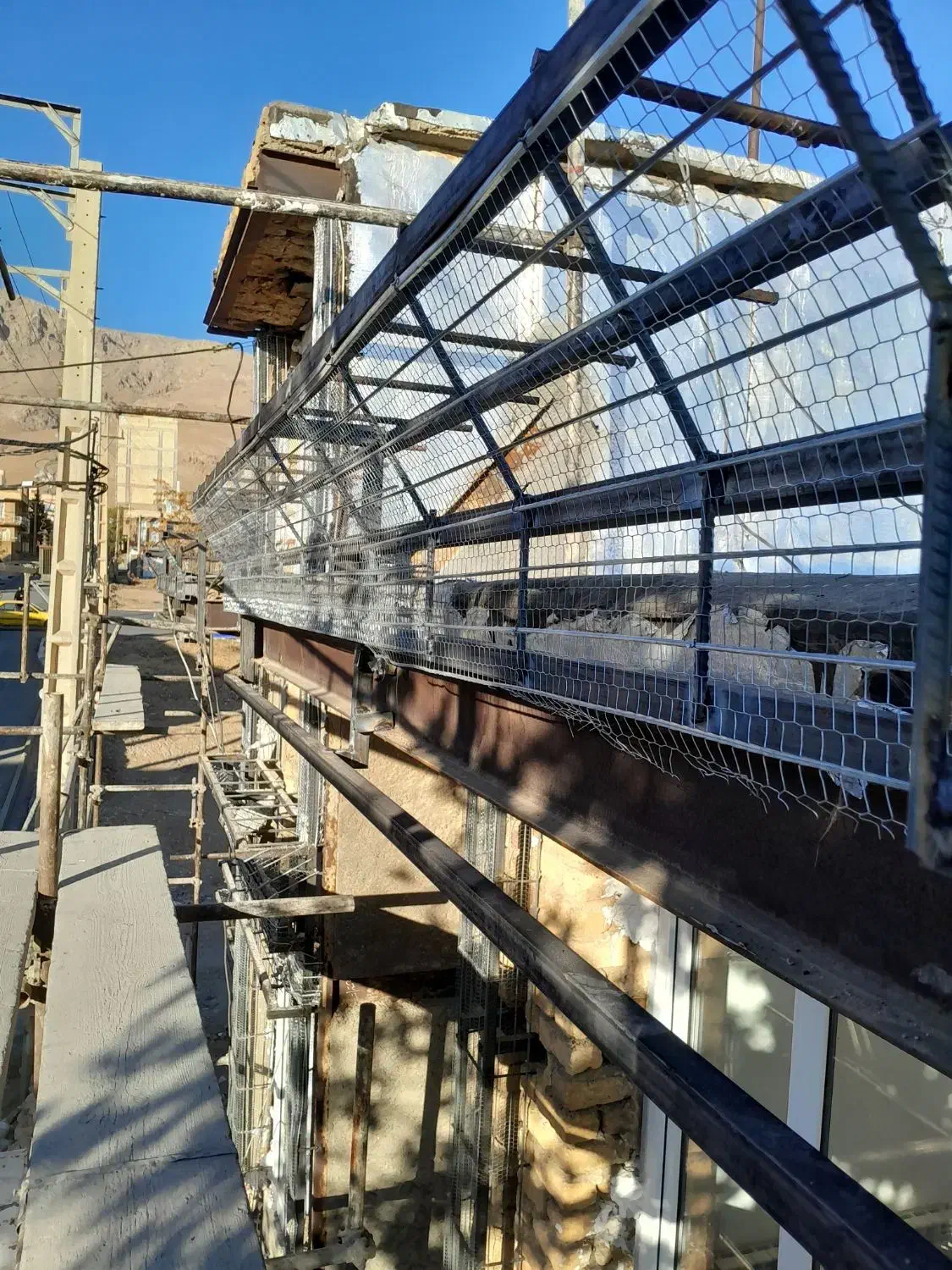 جوشکاری نما رومی.والپست|خدمات پیشه و مهارت|کنگاور, |دیوار