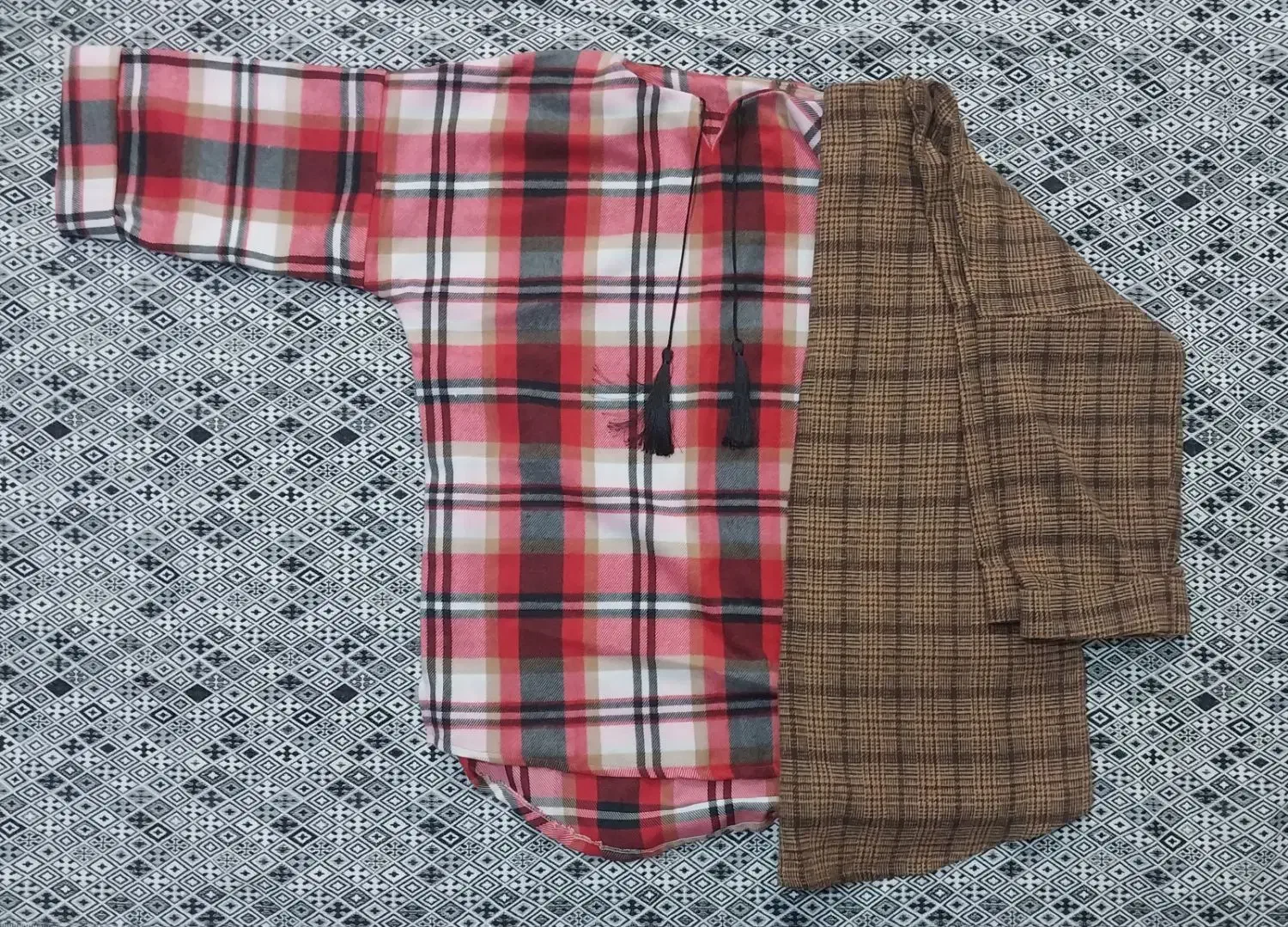 فروش لباس زنانه قیمت سال گذشته|لباس|شیراز, شهرک ترکان|دیوار