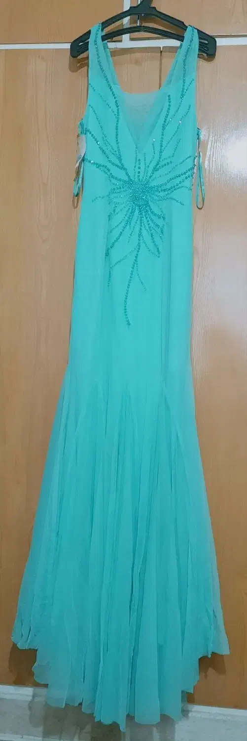 لباس مجلسی|لباس|ورامین, ورامین|دیوار