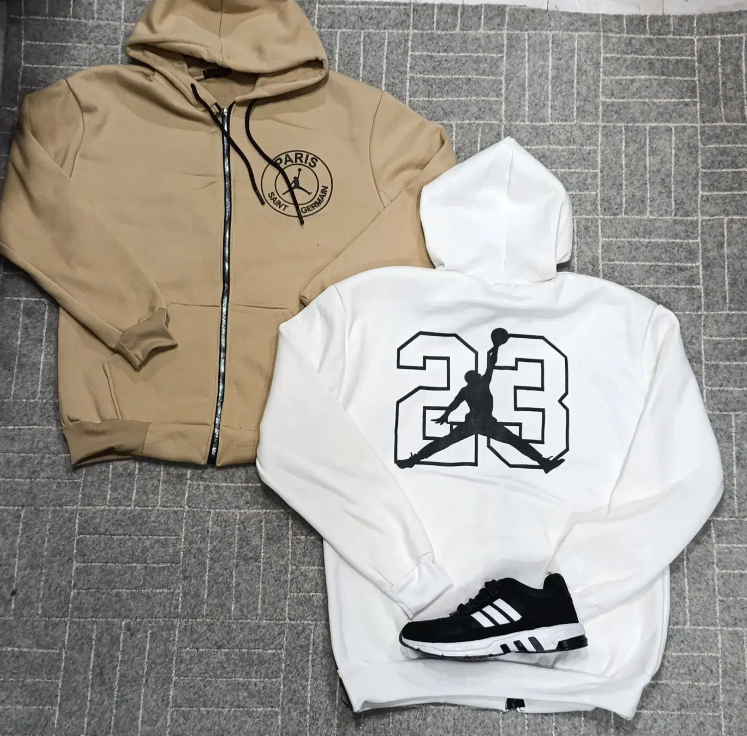 سوییشرت آدیداس|لباس|قم, لسانی|دیوار