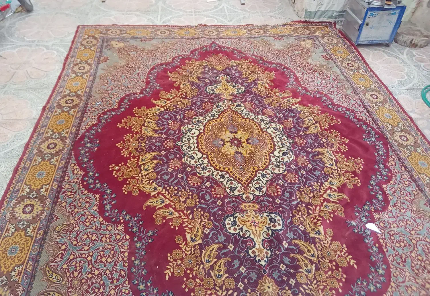 دوتا فرش کهنه مناسب  باغ جفتش ۷۵۰ هزار|فرش|نهاوند, |دیوار