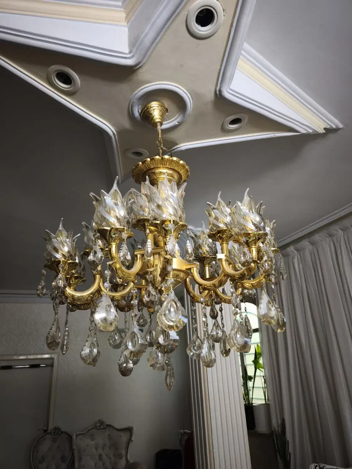 لوستر|لوستر و چراغ آویز|هشتگرد, فاز ۱ مهستان|دیوار