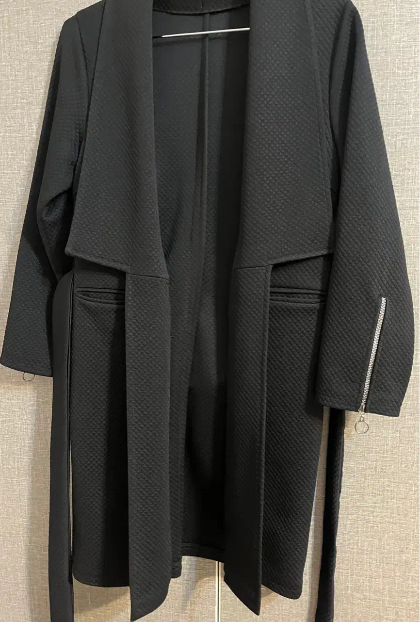 مانتو|لباس|شیراز, باغ تخت|دیوار