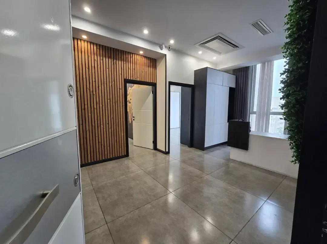 ۱۰۰متر/موقعیت اداری/برکاشانی رو به رو جنت اباد|اجارهٔ دفتر کار، اتاق اداری، مطب|تهران, سازمان برنامه شمالی|دیوار