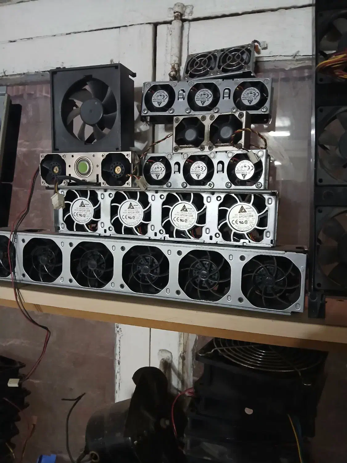 فن برای جوجه کشی وغیره...|پنکه و تصفیهکنندهٔ هوا|تالش, هشتپر|دیوار