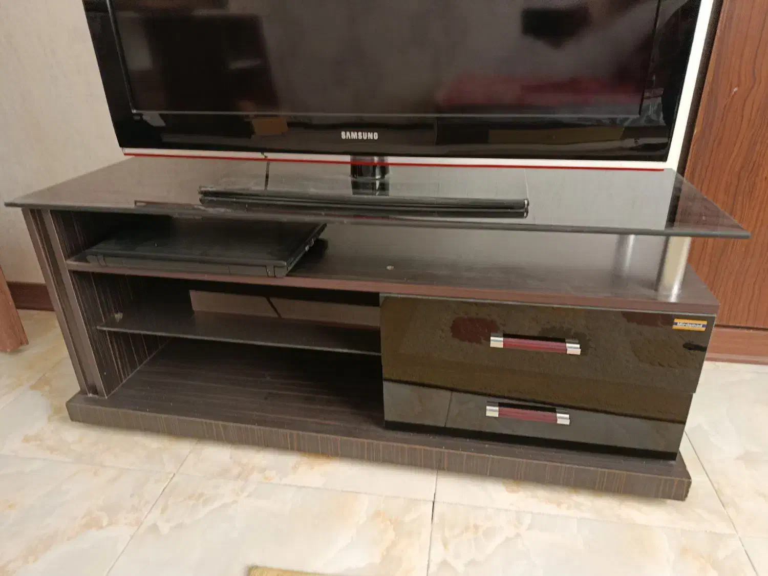 تلویزیون ال سی دی سامسونگ ۴۲اینچ|تلویزیون و پروژکتور|شیراز, چوگیاه|دیوار