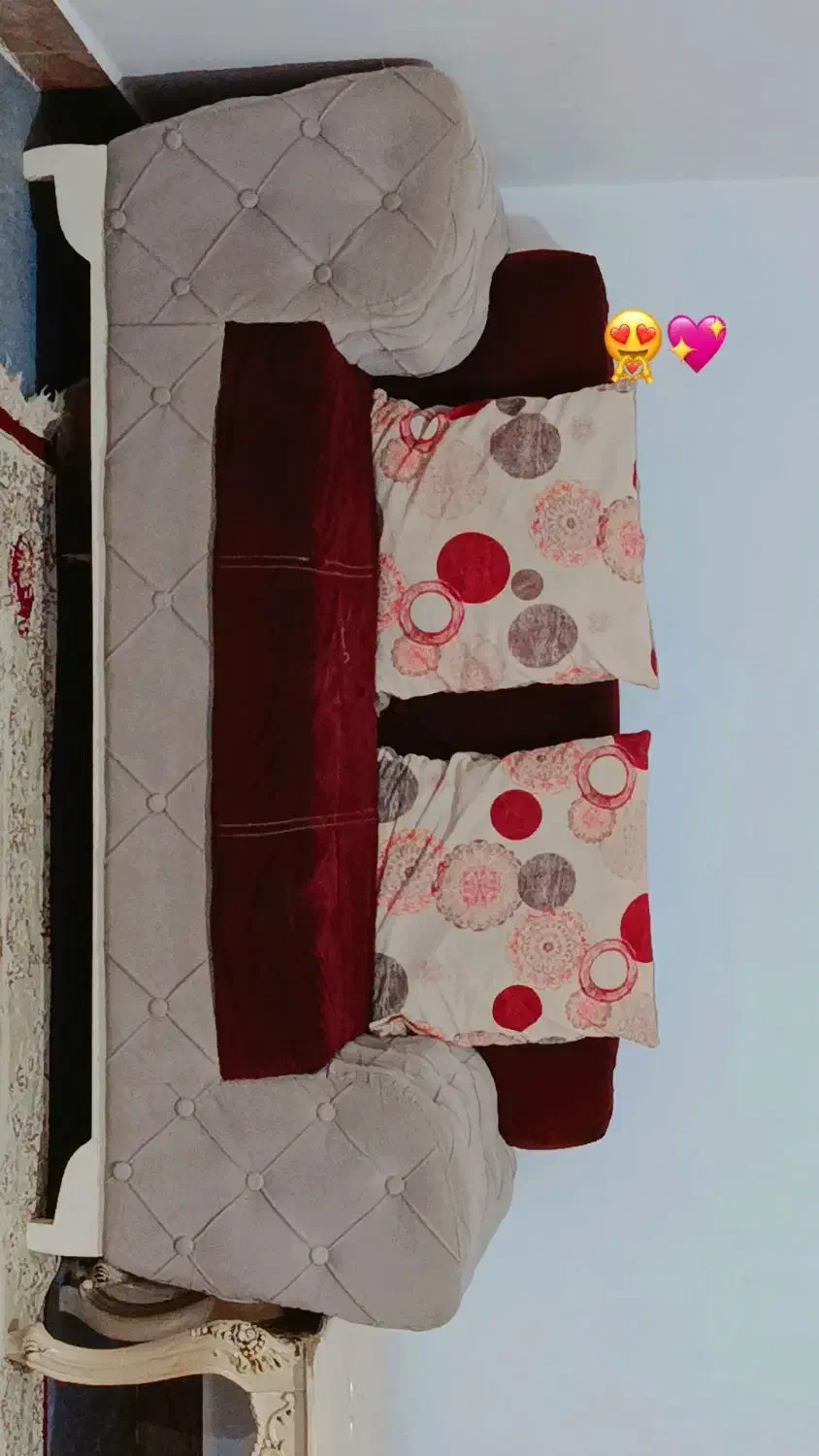 مبلمان هفت نفر کاملآ سالم همراه میز عسلی|مبلمان خانگی و میز عسلی|قرق, |دیوار