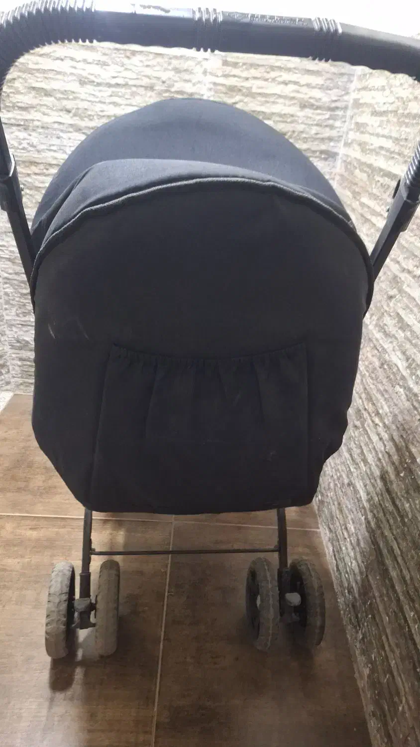 کالسکه مارک دلیجان کاملا سالم جمع شو|کالسکه و لوازم جانبی|سیرجان, |دیوار