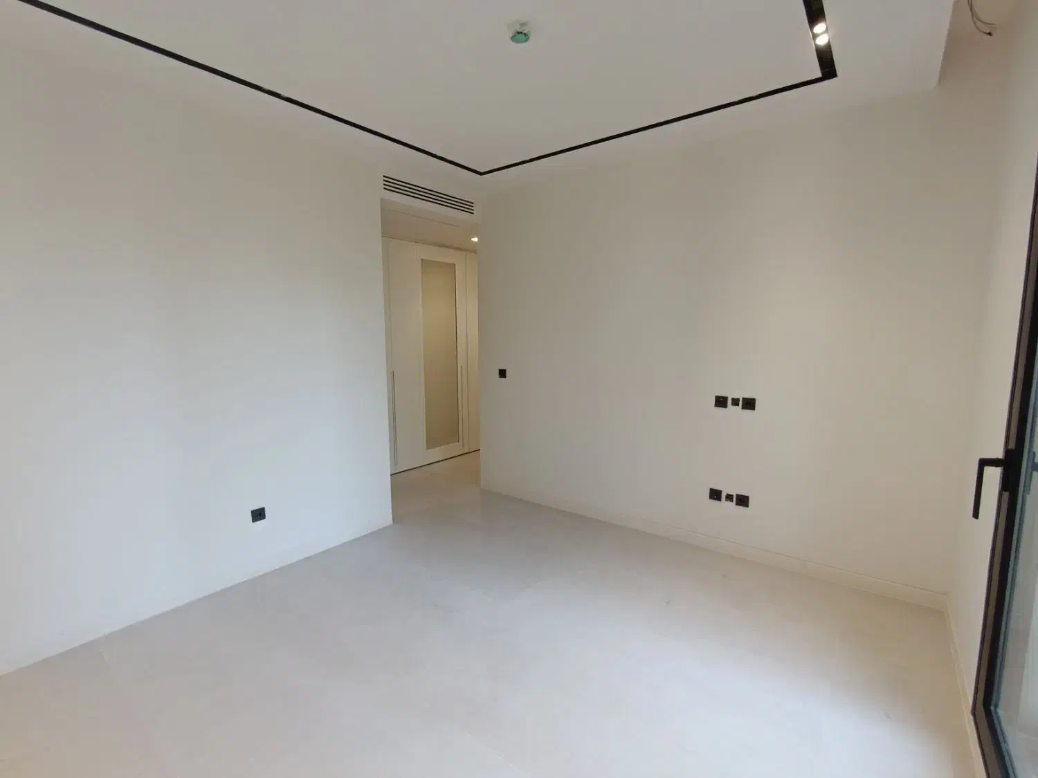 الهیه/۲۱۰متر/۳خواب مستر/برج باغ نوساز مدرن/فول