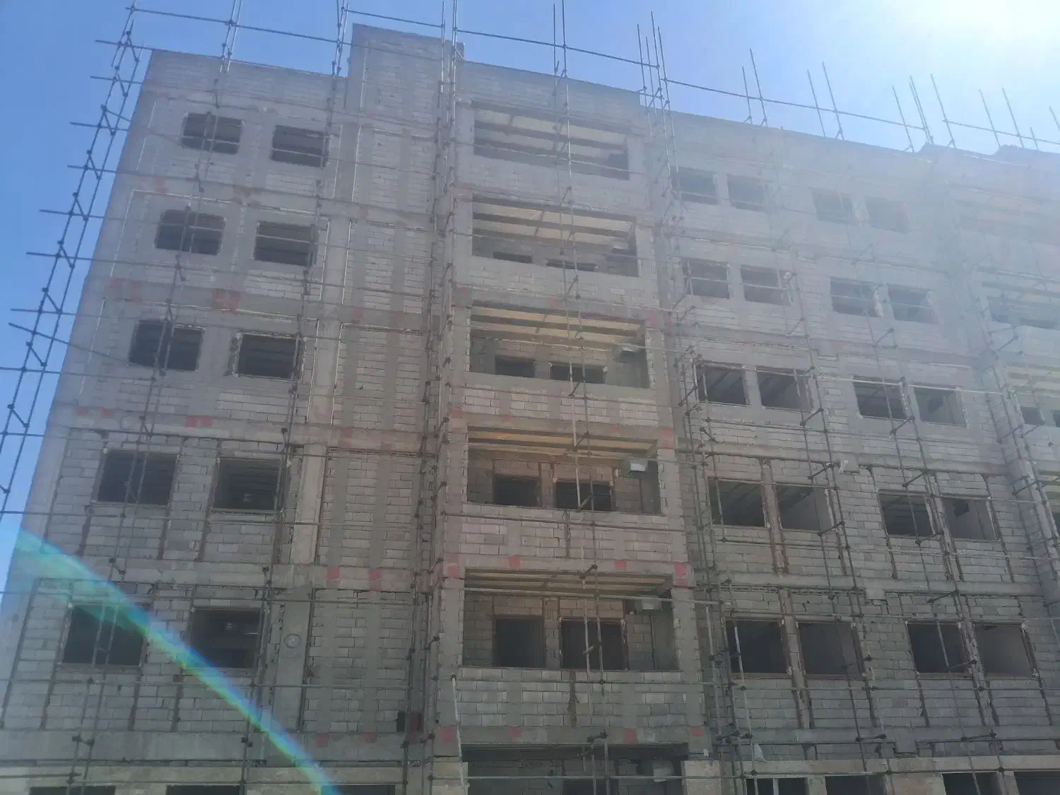 کارگر ساده افغانی|استخدام معماری، عمران و ساختمانی|هشتگرد, شهرک ریحانه|دیوار