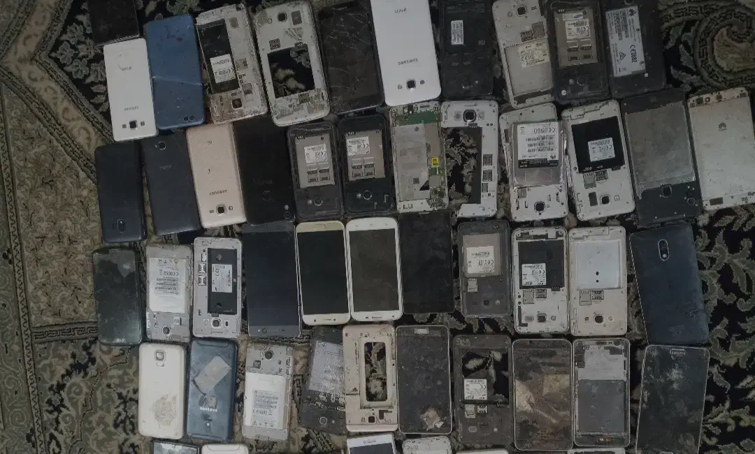 خ ر ی.د انواع م و ب ا ی ل های خراب وسالم|موبایل|قوچان, |دیوار