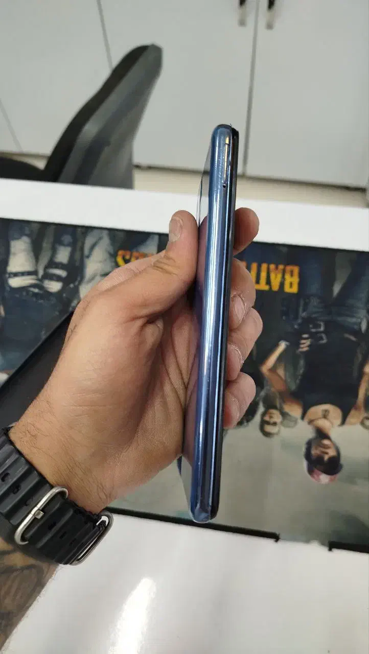 m32 در حد|موبایل|مشهد, نیروی هوایی|دیوار