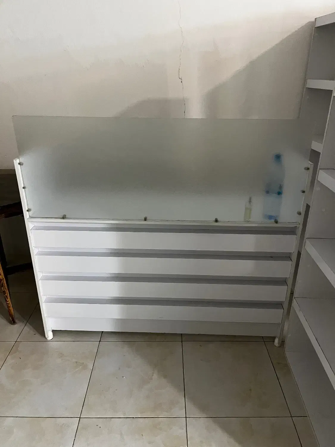 دکور|دفتر کار|رشت, منظریه|دیوار