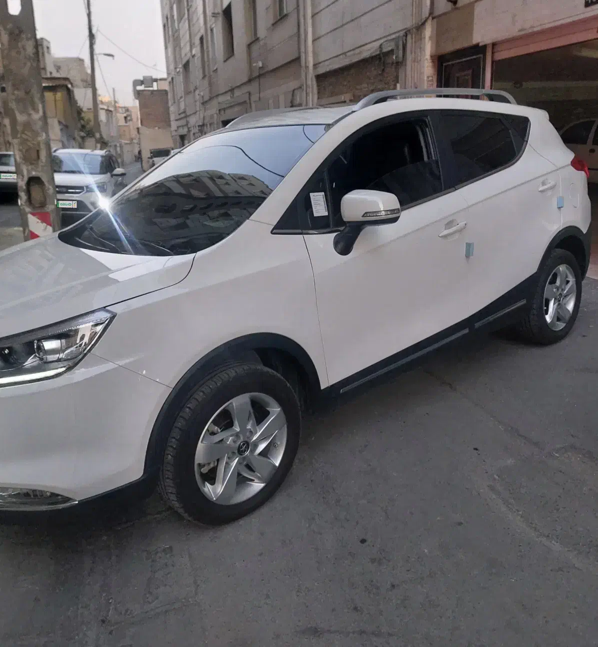 جک اس ۳ / با ضمانت کارنامه|خودرو سواری و وانت|تهران, نازیآباد|دیوار