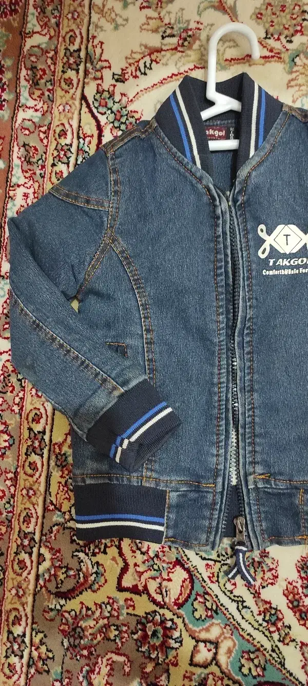 کاپشن جین بچگانه سایز 2|کفش و لباس بچه|قم, زند آباد|دیوار