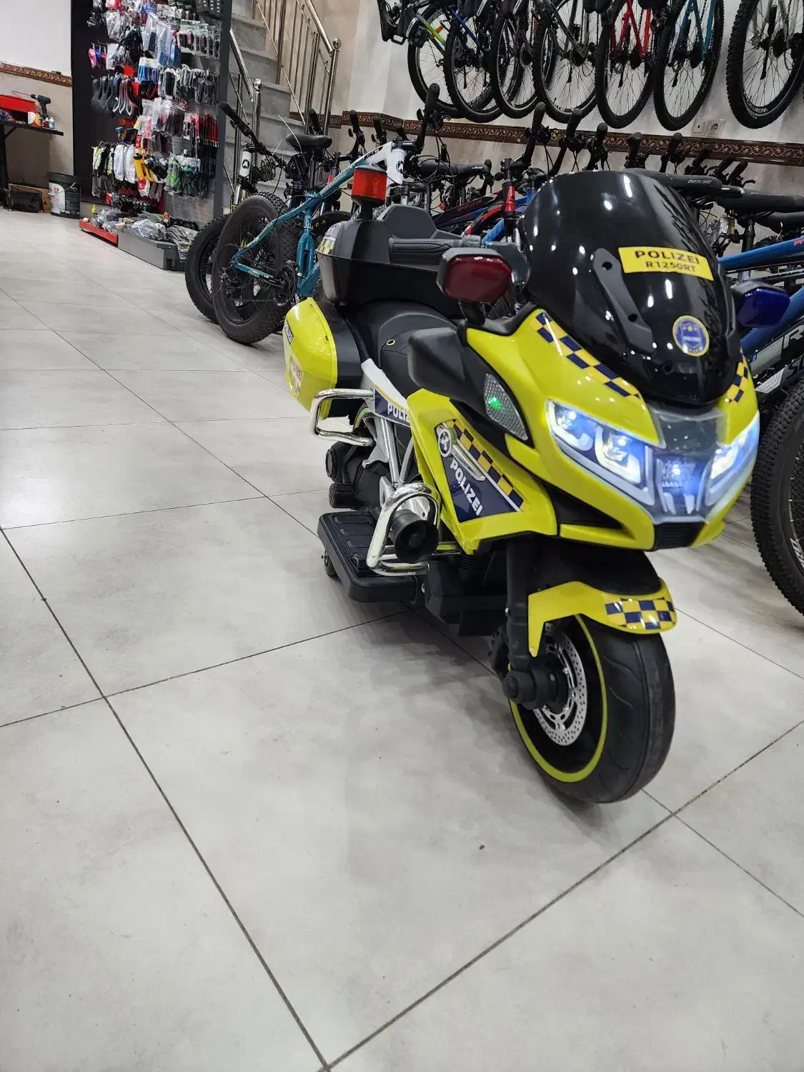 موتور شارژی پلیس اورجینال|اسباببازی|اردبیل, |دیوار